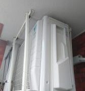 隠蔽配管、室外機2段おき設置工事